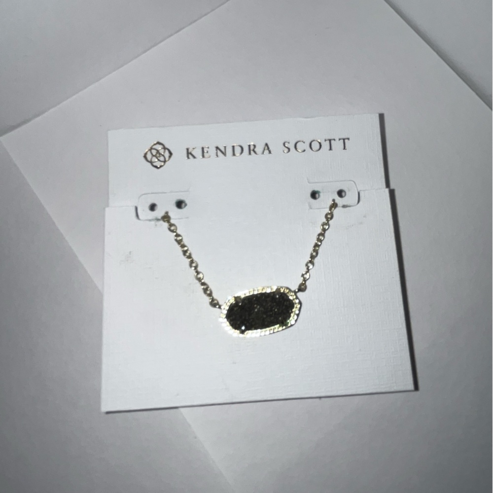 Kendra Scott Gold and Black Necklace with Elegant Pendant